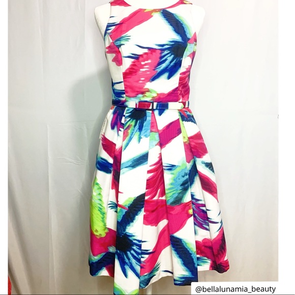 Floral Spring Dress - Picture 5 of 6